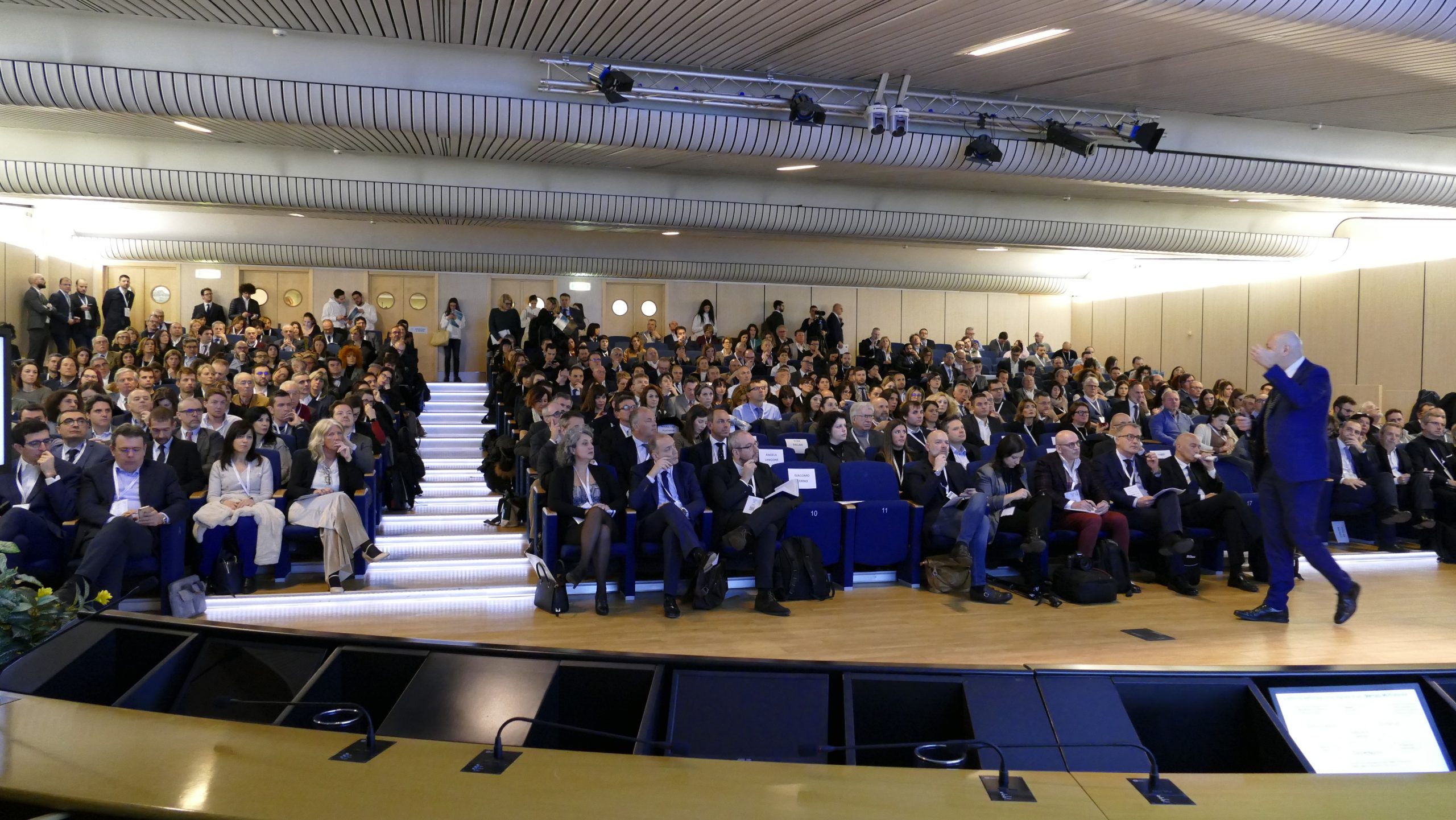 Prima edizione della B2B Conference all’insegna del tutto esaurito