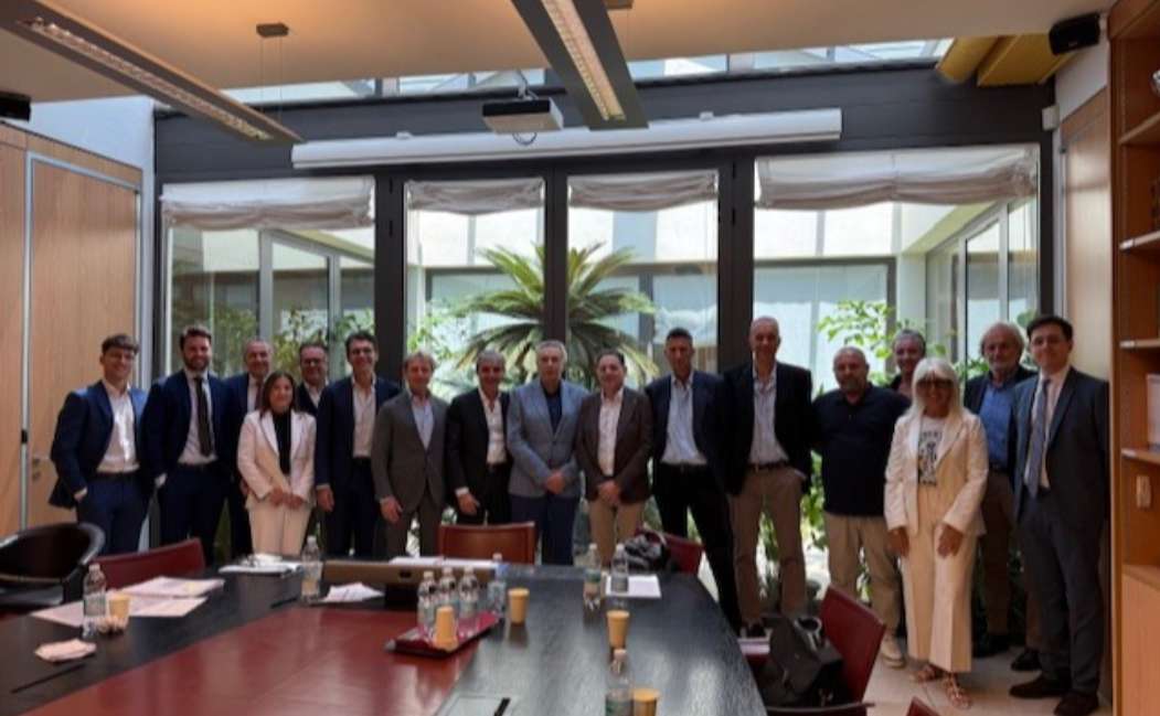 Elettrotek Kabel acquisisce C.E.Fi.S.: una mossa strategica per la transizione energetica